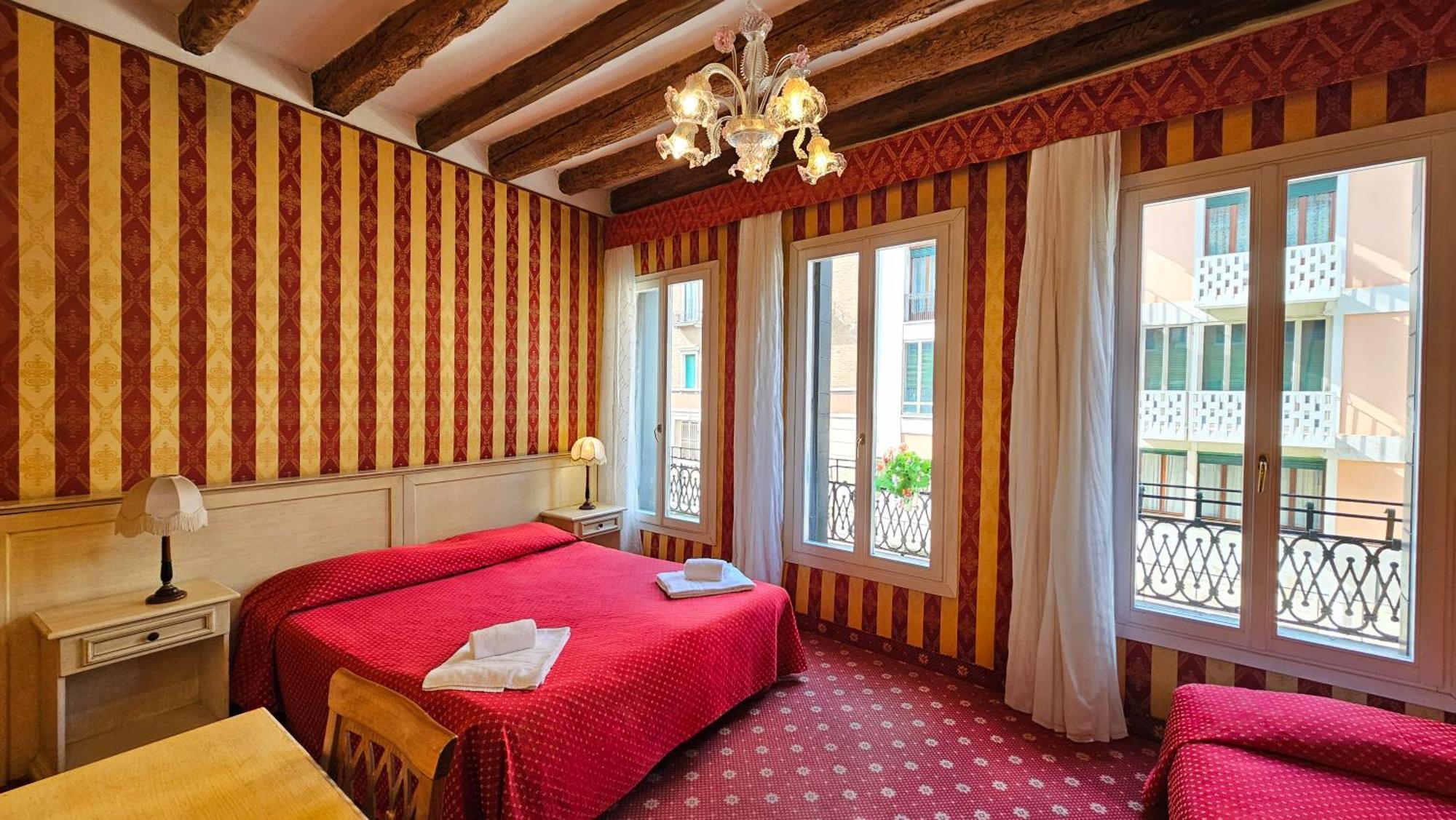 Ca' Messner 5 Leoni Hotel Venesia Bagian luar foto
